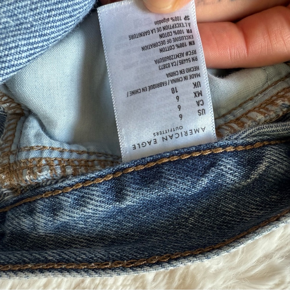 American Eagle Outfitters Acid-Wash High-Rise Jean Shorts - Light Blue - Picture 3 of 3